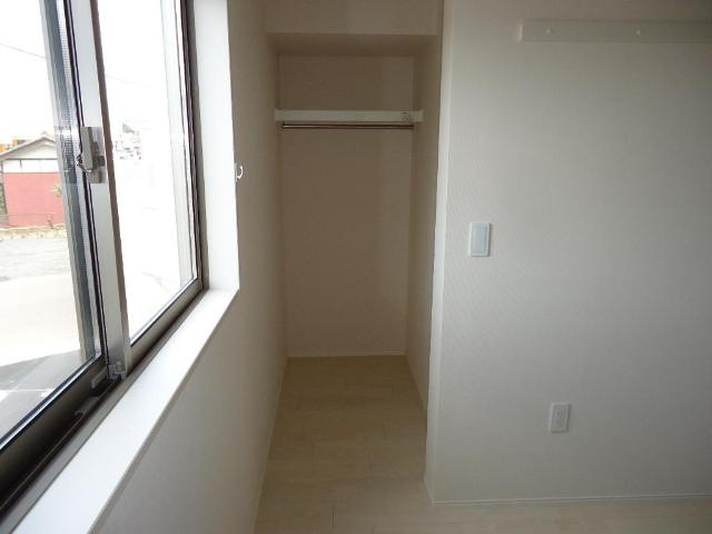 ネオ・プレミアム　Ｂ棟の収納|ウォークインクローゼット