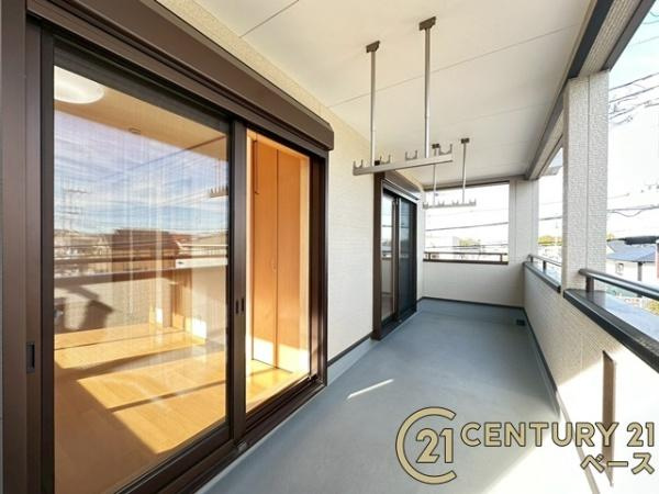 香芝市真美ケ丘５丁目　一戸建のバルコニー