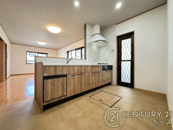 香芝市真美ケ丘５丁目　一戸建の内装