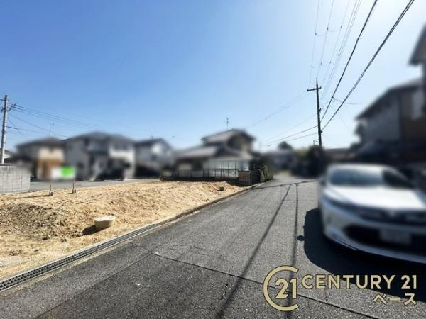 磯城郡田原本町大字秦庄の売地の前面道路含む現地写真|■現地撮影写真■落ち着いた雰囲気の住宅地内です！