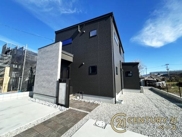 大和高田市田井 １５号地 ／一戸建の外観|■現地撮影写真■近鉄「浮孔駅」まで徒歩５分！４ＬＤＫの新築一戸建てです！お気軽にお問い合わせください。