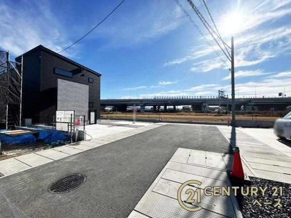 大和高田市田井 １５号地 ／一戸建の前面道路含む現地写真|緑豊かな気持ちの良い住環境！