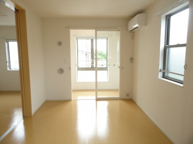 フェリスの居間・リビング|ゆったり過ごせるリビングです