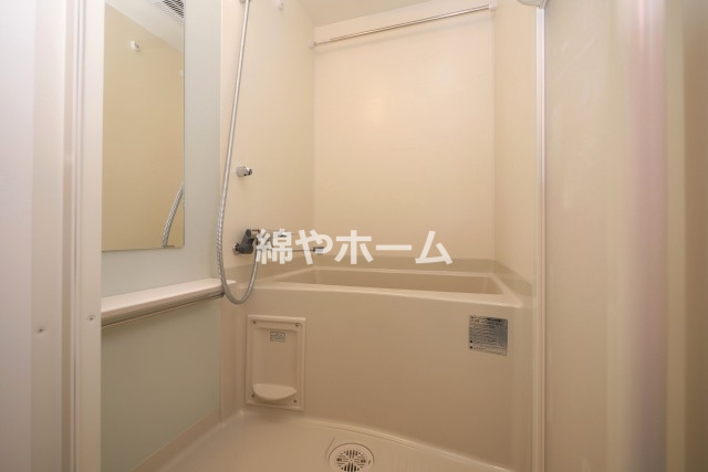 ワールドアイ難波City Gateの浴室|お風呂です