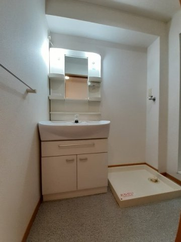 【洗面所】 | アヴニール　Ⅱ