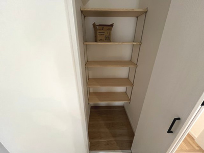 【その他】 | 大和高田市大字西坊城 全3区画 2号地 | パントリー