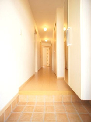 【玄関】 | ワイズⅠ | 1階玄関！たくさん収納できるシューズボックスが付いています♪