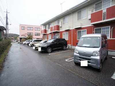 【駐車場】 | プレーザントハウスＢ | 駐車場2台可能です♪