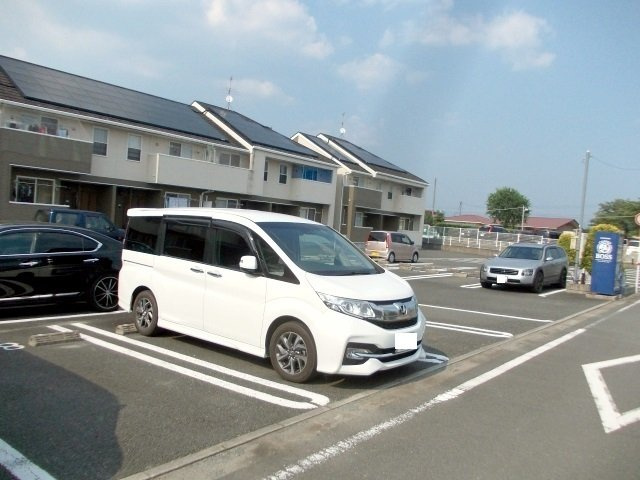 ソレイユⅡの駐車場