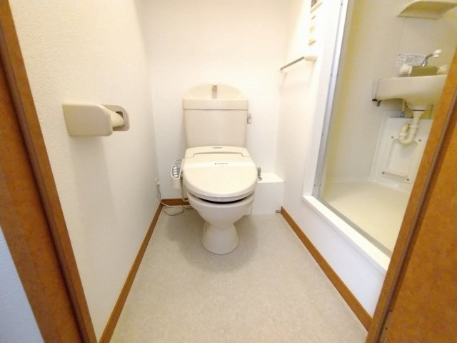 レオパレスカメリアのその他|温水洗浄便座付き