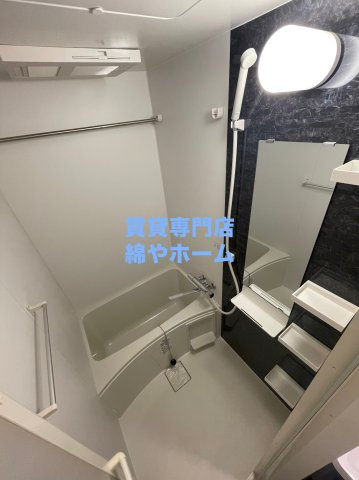 セレニテ難波グランデノールの浴室|ゆったり過ごせるお風呂です