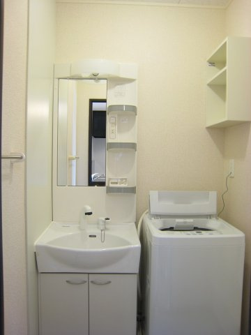 レオネクストウォーターリリーの内装|独立洗面台