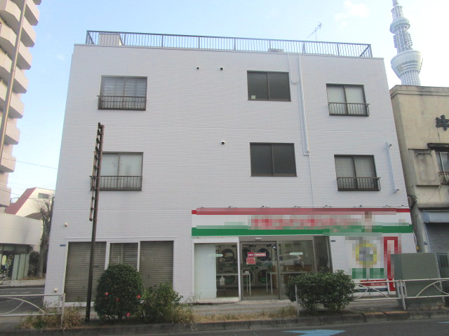 墨田区向島４丁目のビルの外観