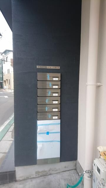 メゾンソレイユのエントランス