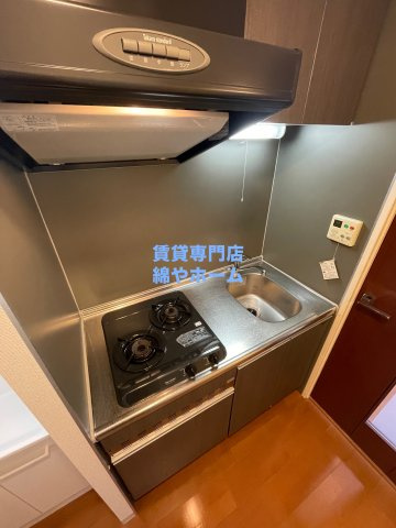 アーバンフラッツ難波東のキッチン|キッチンでお料理をお楽しみください