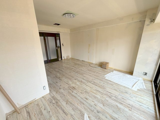 大拓ハイツ6の洋室