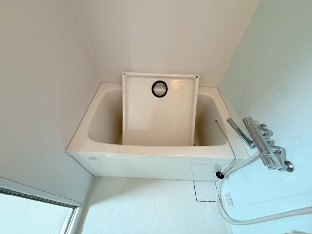 大拓ハイツ6の浴室