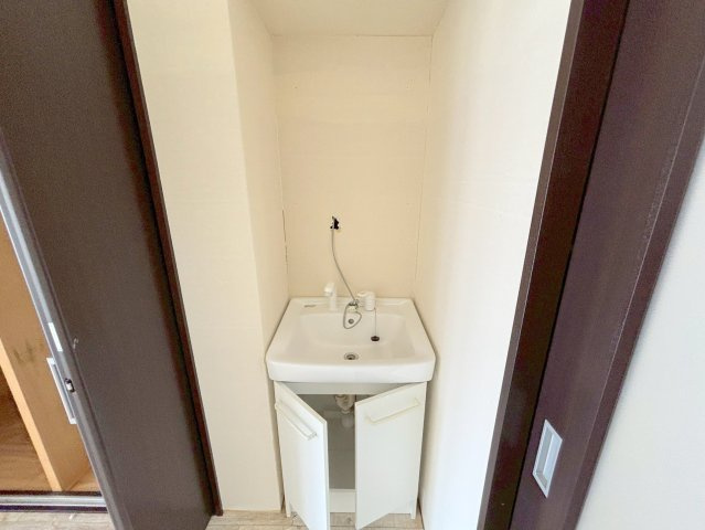 大拓ハイツ6の洗面所