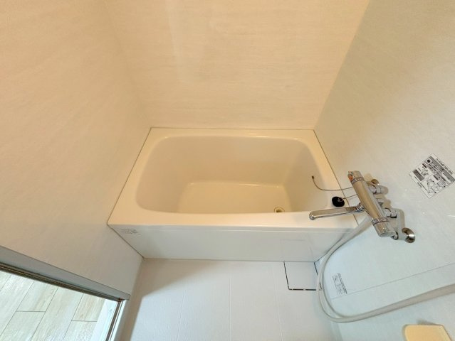 大拓ハイツ6の浴室