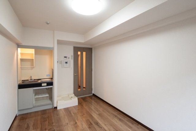 ライオンズマンション方南町第２の洋室|落ち着いた色調の洋室です