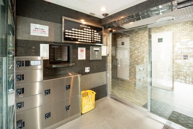 ライオンズマンション方南町第２のエントランス|毎日通るエントランスはこのようになっています