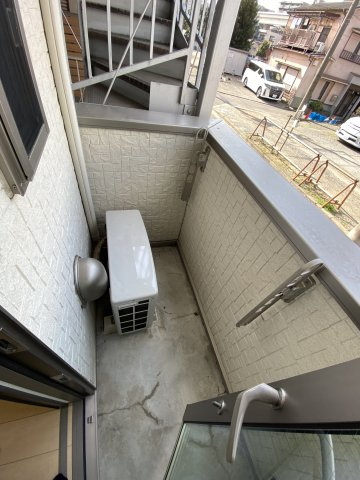 エプコット阪東橋のバルコニー|バルコニーからの眺めを楽しみながら食事をしませんか