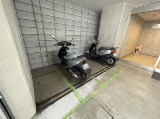 バイク置き場
