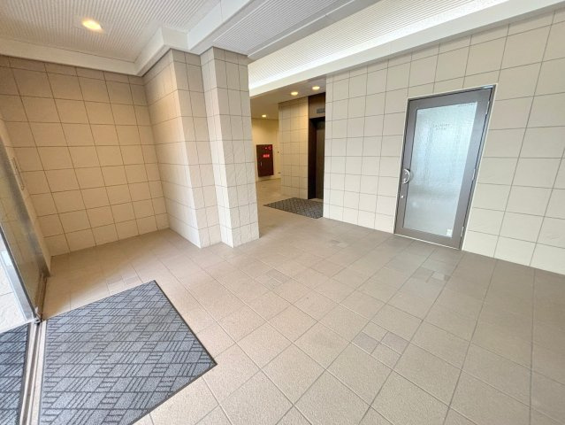 木川東エクセルハイツのロビー