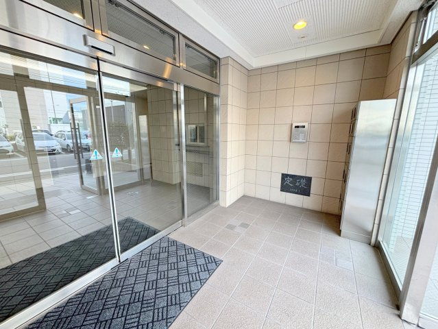 木川東エクセルハイツのエントランス