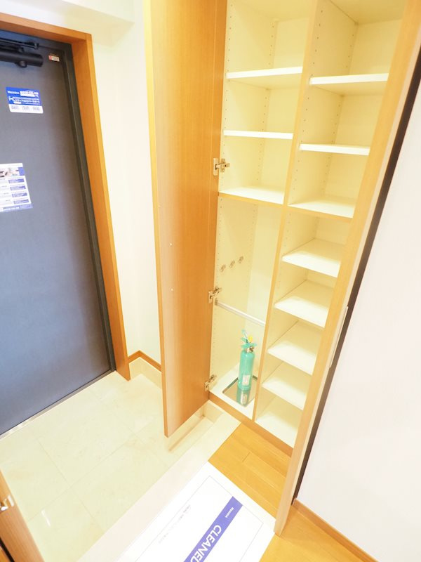 レジディア文京本郷の収納|※写真は同タイプの別室になります