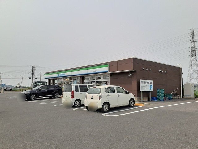 【周辺】 | アルカディアⅠ | ファミリーマート君津貞元店まで600m
