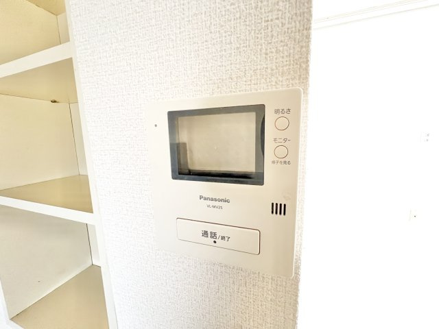 グランドサン伍番館のセキュリティ|※別部屋参考写真