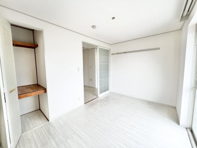 グランドサン伍番館の居間・リビング|※別部屋参考写真