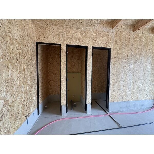 大高倉庫付き事務所の内装|※新築工事中