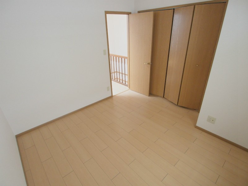 ニュークレストール光ケ丘の寝室