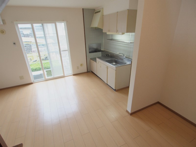 ニュークレストール光ケ丘の居間・リビング