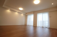 【居間・リビング】 | リベーラガーデンⅠ棟マリナタワー