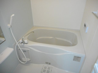 【浴室】 | サンムーン　ゴールドスター　２ | お風呂で日々の疲れを落としましょう