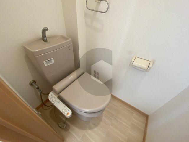 東大阪市森河内東１丁目のハイツのトイレ