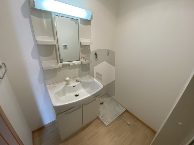 東大阪市森河内東１丁目のハイツの洗面所