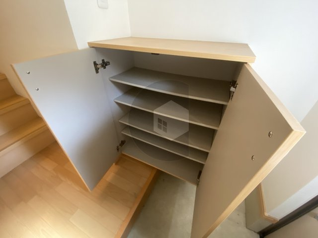 東大阪市森河内東１丁目のハイツの収納