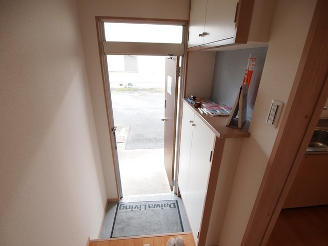 ツクモハイツの玄関