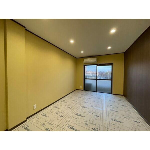 マンションセレクトの洋室