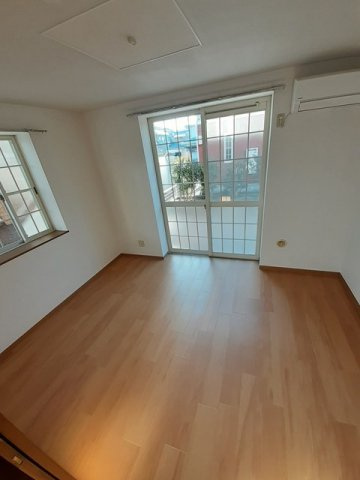 ウッドイン　１番館の内装