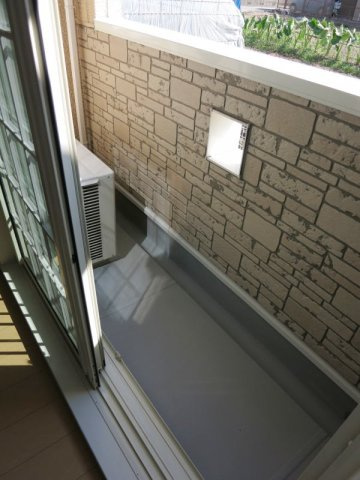 ヴァーサ大和のバルコニー