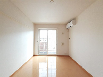 【内装】 | トラント・ドウ・リスＨ