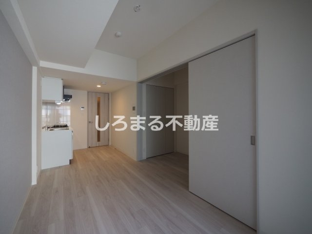 アプリーレ阿波座南の居間・リビング