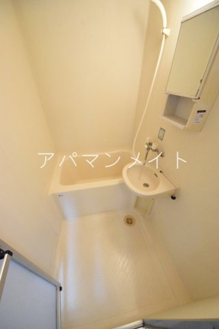 【浴室】 | 戸塚区平戸３丁目併用住宅 | こちらで疲れを癒してください
