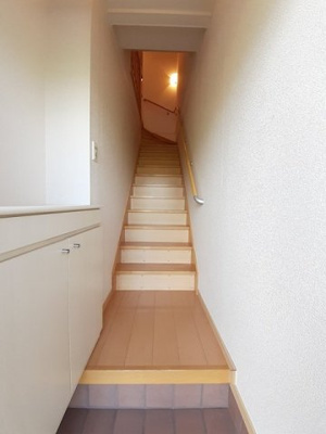 【玄関】 | ラフレシール