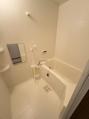 【浴室】 | オリーブ長尾 | 落ち着いた空間のお風呂です